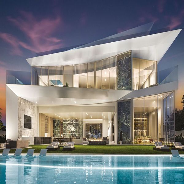 Ellington Villa Collection